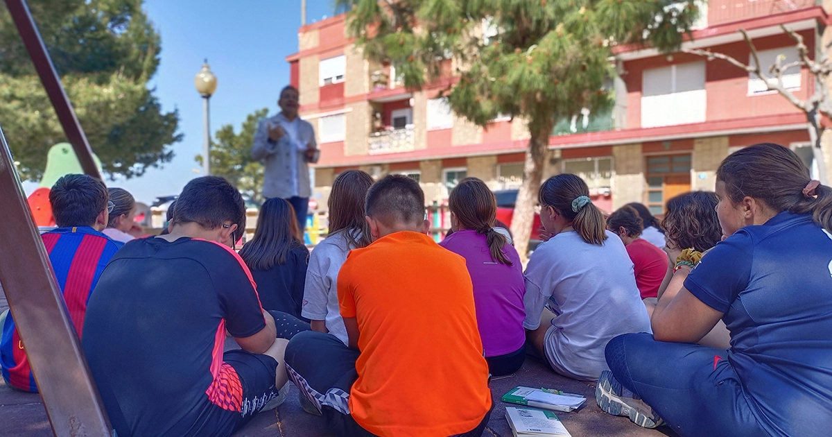 Aprender fuera del aula todas las semanas. La experiencia del colegio de Hurchillo ‘Manuel Riquelme’.